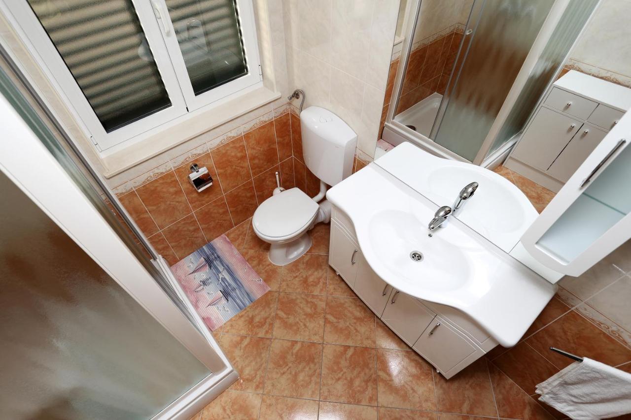 Apartment Matea Трогір Екстер'єр фото