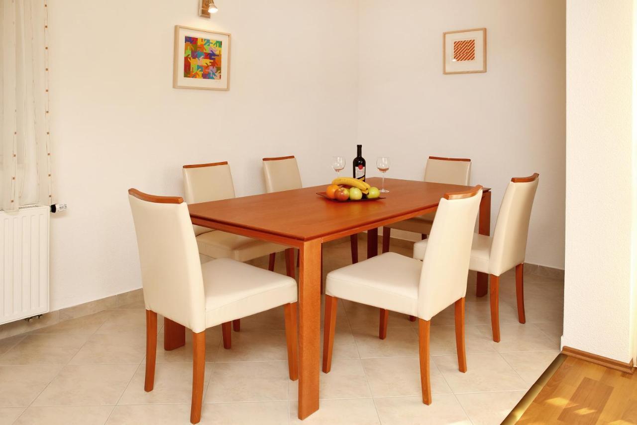 Apartment Matea Трогір Екстер'єр фото